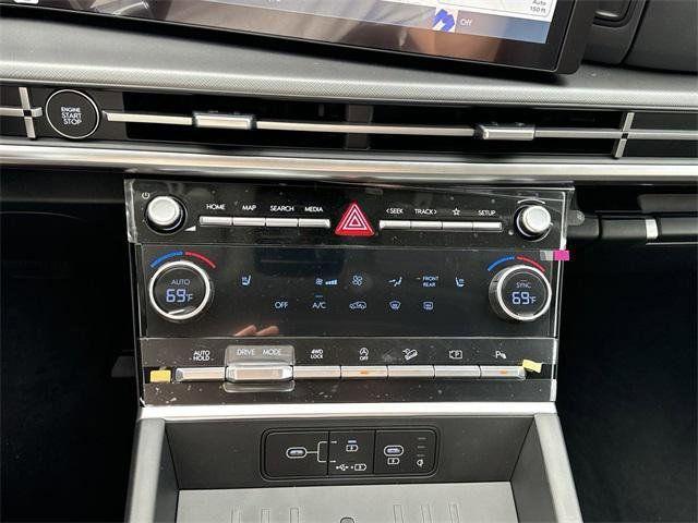 new 2025 Hyundai Santa Fe car, priced at $42,825