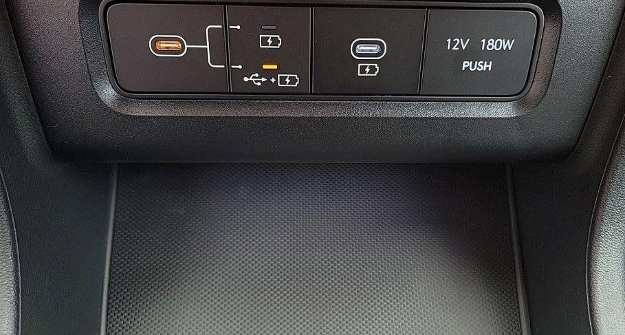 new 2025 Hyundai TUCSON Hybrid car, priced at $37,120