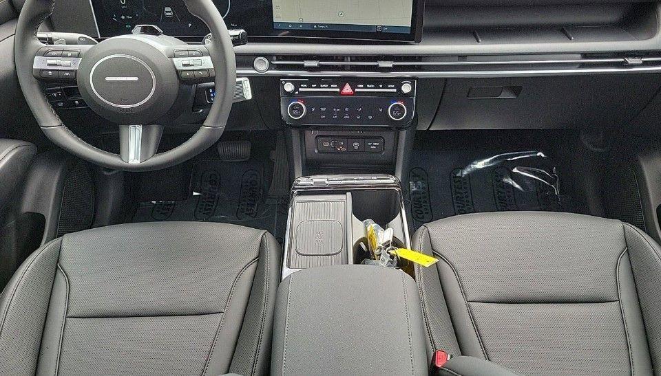 new 2025 Hyundai TUCSON Hybrid car, priced at $37,120