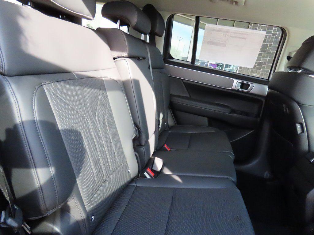 new 2025 Hyundai Santa Fe car, priced at $40,460