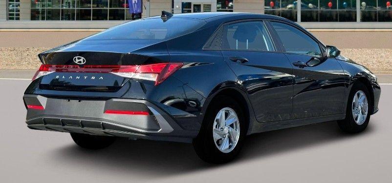 new 2025 Hyundai Elantra car, priced at $24,684