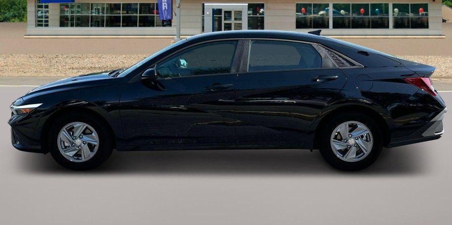 new 2025 Hyundai Elantra car, priced at $24,684
