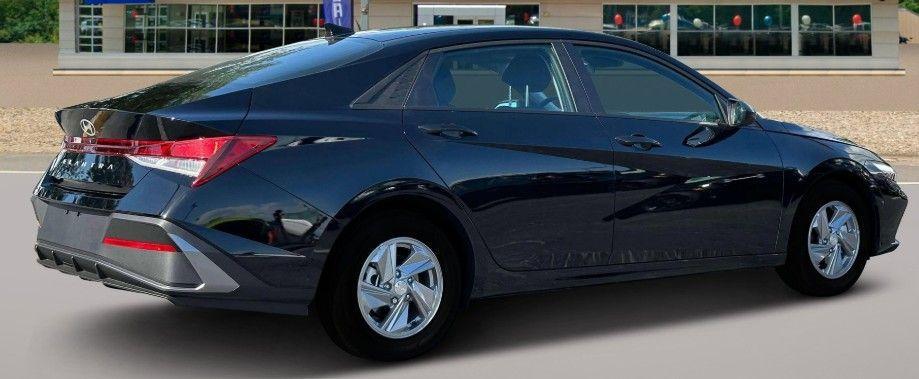 new 2025 Hyundai Elantra car, priced at $24,684