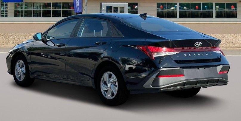 new 2025 Hyundai Elantra car, priced at $24,684