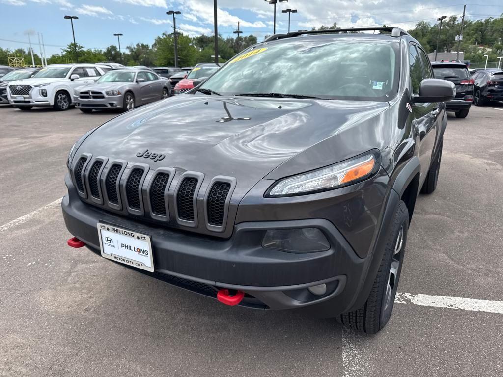 used 2014 Jeep Cherokee car, priced at $10,689