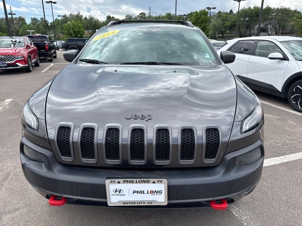 used 2014 Jeep Cherokee car, priced at $10,689