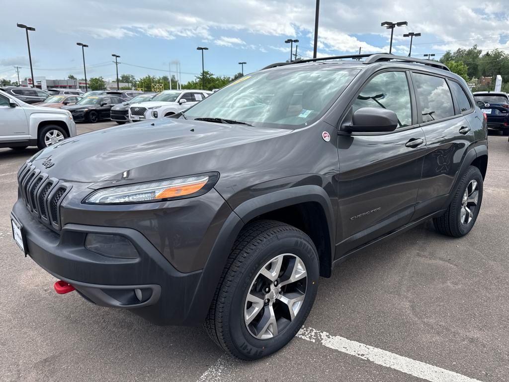 used 2014 Jeep Cherokee car, priced at $10,689