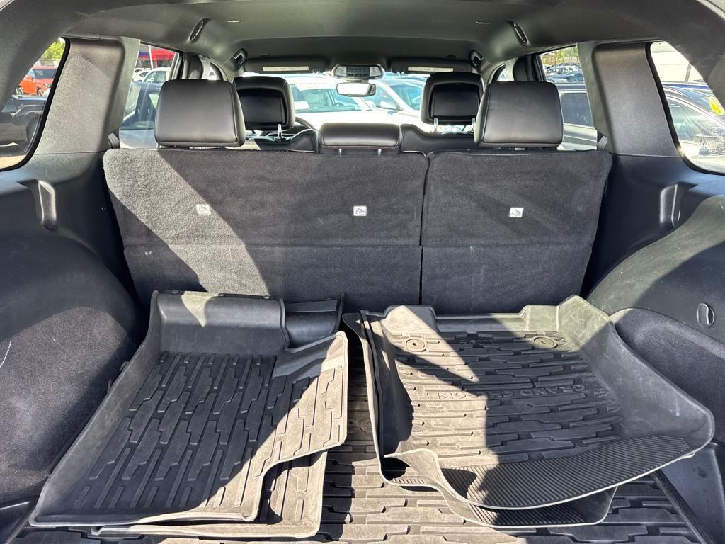 used 2019 Jeep Grand Cherokee car, priced at $18,989