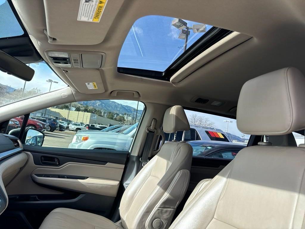 used 2018 Honda Odyssey car, priced at $23,092