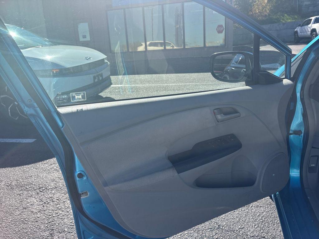 used 2010 Honda Insight car, priced at $2,977