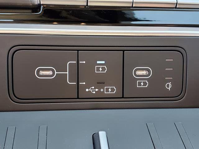 new 2025 Hyundai Santa Fe car, priced at $41,584