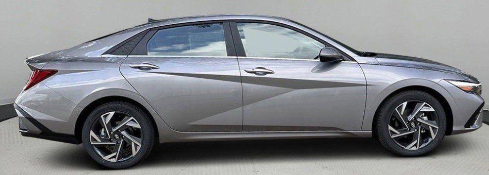 new 2024 Hyundai Elantra car, priced at $24,560