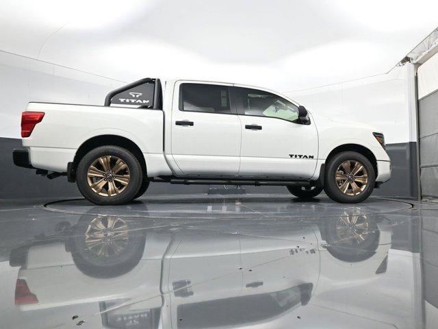new 2024 Nissan Titan car, priced at $48,391