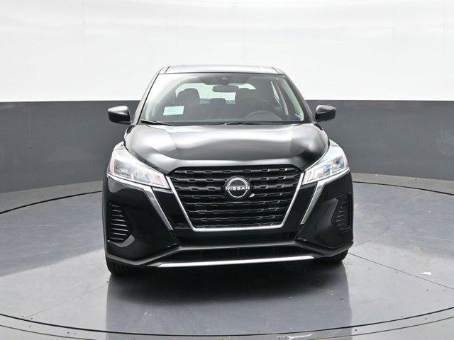 new 2025 Nissan Kicks Play car, priced at $23,141