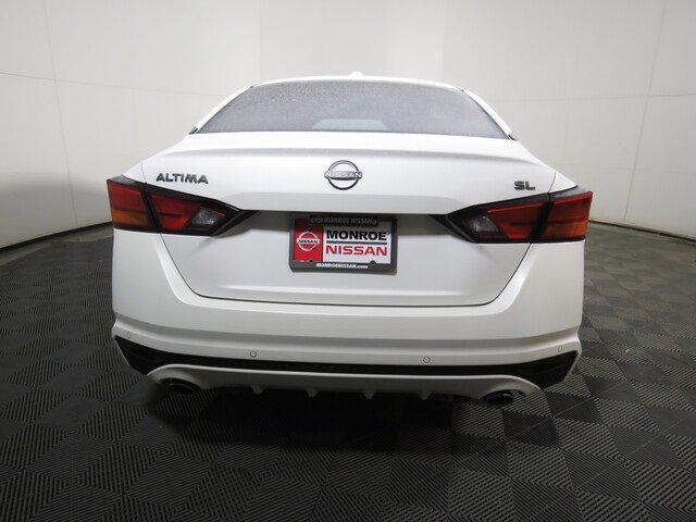 new 2024 Nissan Altima car, priced at $32,176