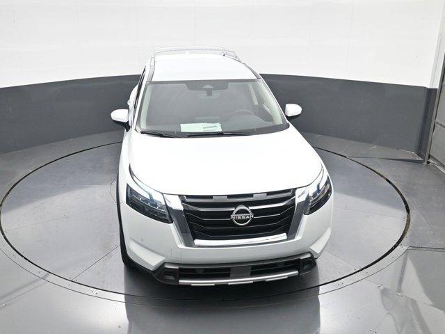 new 2025 Nissan Pathfinder car, priced at $42,093