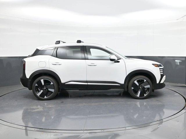 new 2025 Nissan Kicks car, priced at $28,118