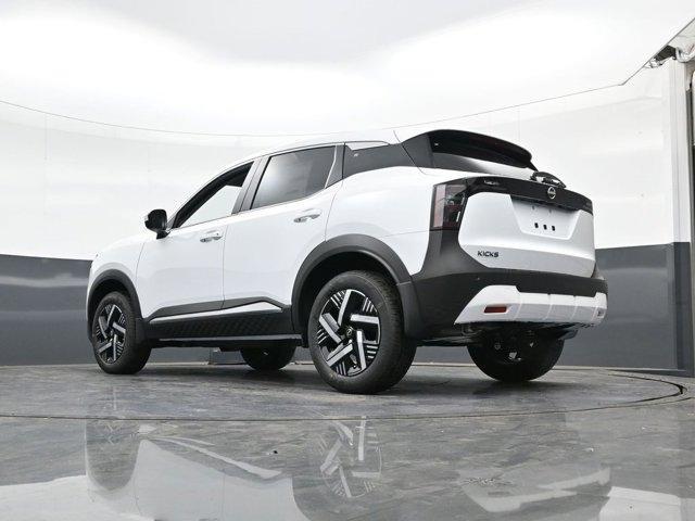 new 2025 Nissan Kicks car, priced at $24,981