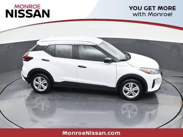 new 2025 Nissan Kicks Play car, priced at $23,141
