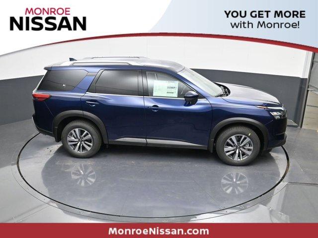 new 2025 Nissan Pathfinder car, priced at $41,394