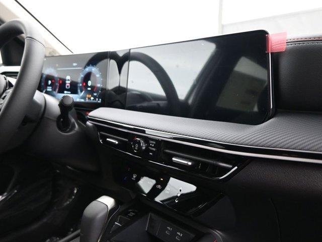 new 2025 Nissan Kicks car, priced at $28,953