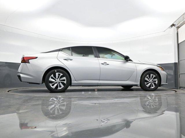 new 2025 Nissan Altima car, priced at $27,208