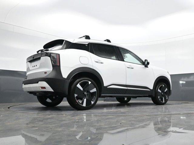 new 2025 Nissan Kicks car, priced at $28,015