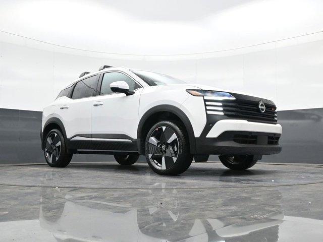 new 2025 Nissan Kicks car, priced at $28,015