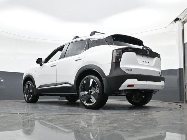 new 2025 Nissan Kicks car, priced at $28,015