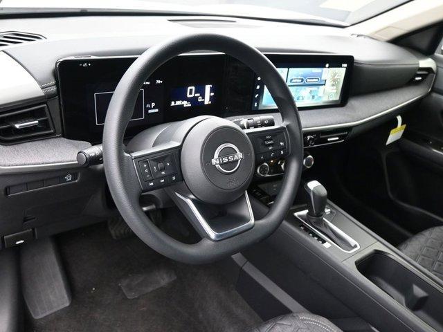 new 2025 Nissan Kicks car, priced at $25,281