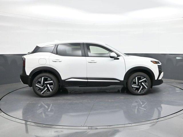 new 2025 Nissan Kicks car, priced at $25,281