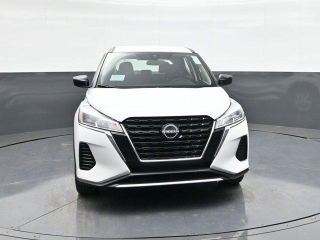 new 2025 Nissan Kicks Play car, priced at $23,141
