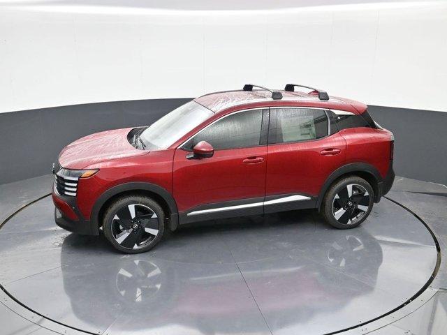 new 2025 Nissan Kicks car, priced at $28,118