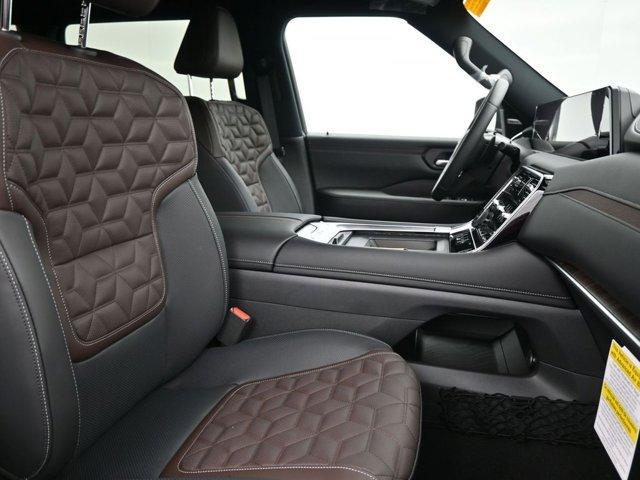 new 2025 Nissan Armada car, priced at $77,660