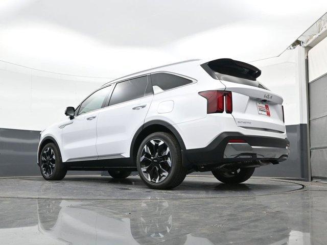 used 2025 Kia Sorento car, priced at $36,486