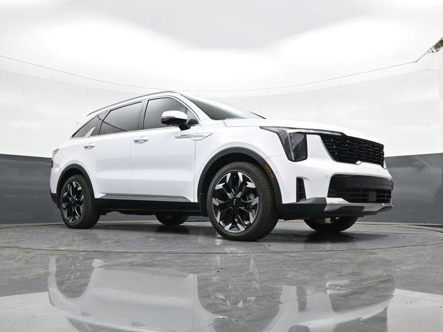 used 2025 Kia Sorento car, priced at $36,486