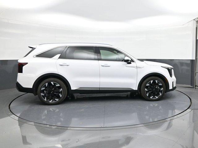 used 2025 Kia Sorento car, priced at $36,486
