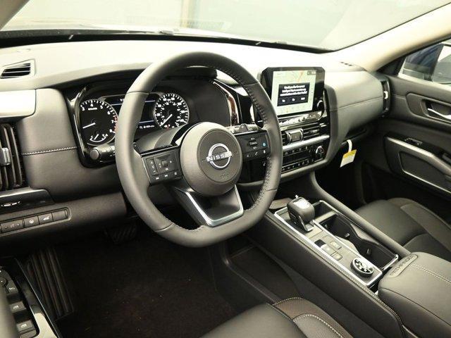new 2025 Nissan Pathfinder car, priced at $39,583