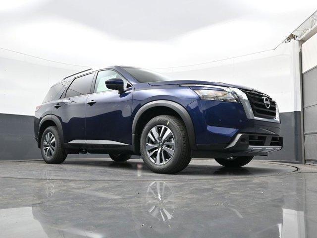 new 2025 Nissan Pathfinder car, priced at $39,583