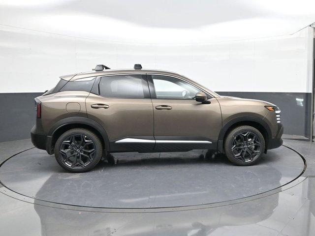 new 2025 Nissan Kicks car, priced at $28,237