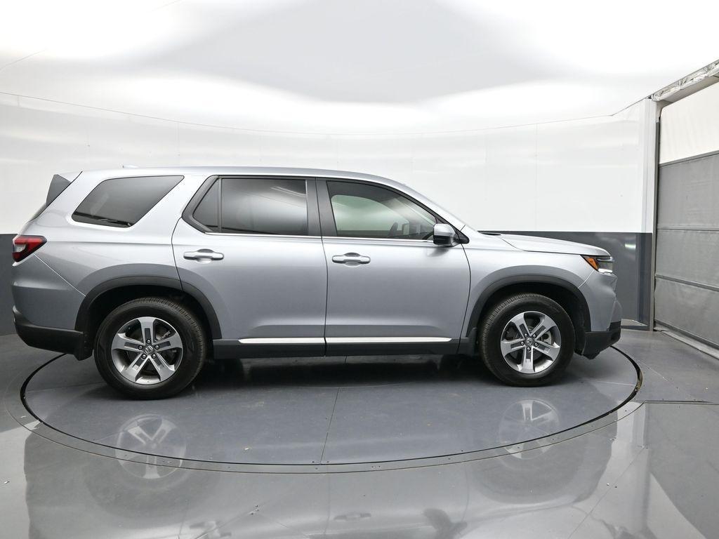 used 2025 Honda Pilot car, priced at $39,190
