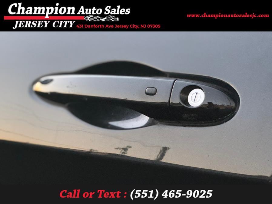 used 2022 Jeep Cherokee car, priced at $20,955