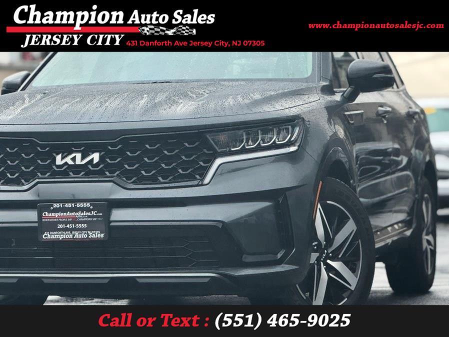 used 2022 Kia Sorento car, priced at $23,313