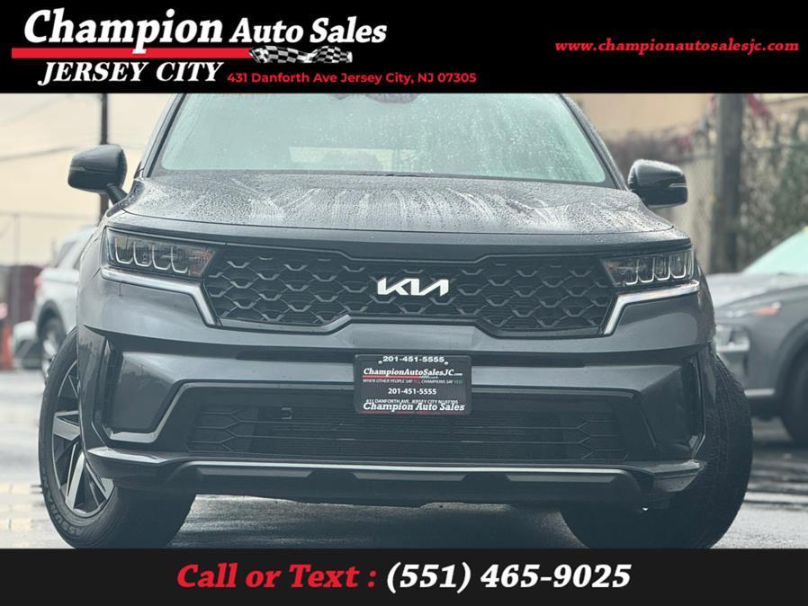 used 2022 Kia Sorento car, priced at $23,313
