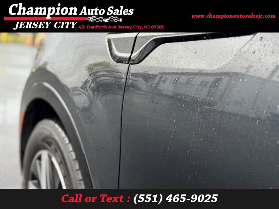 used 2022 Kia Sorento car, priced at $23,313