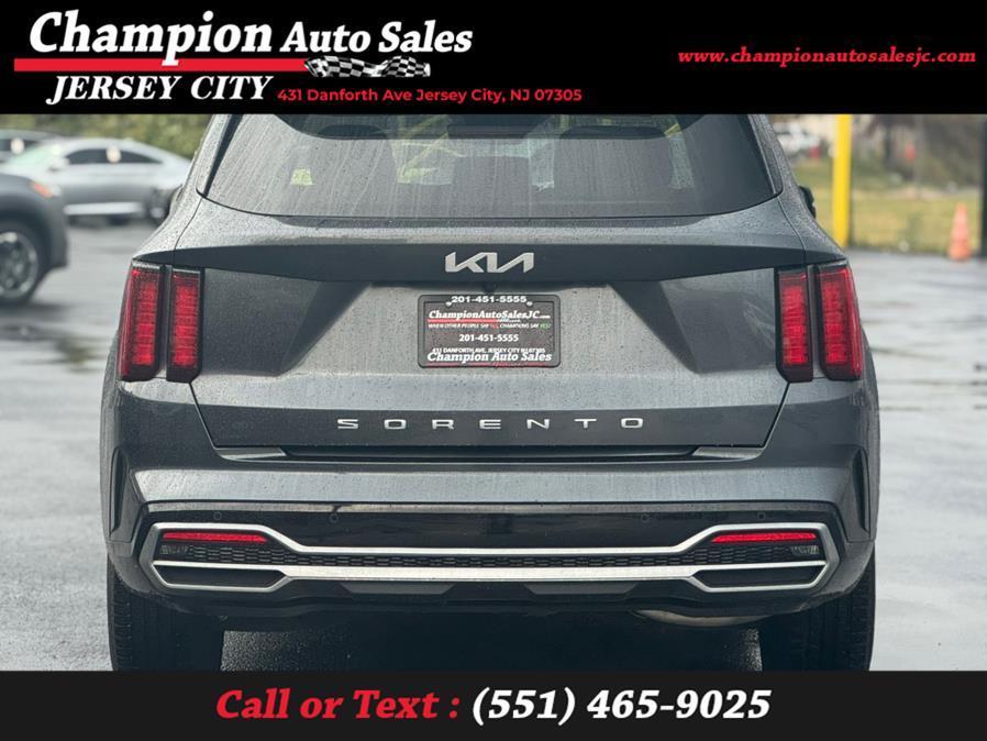 used 2022 Kia Sorento car, priced at $23,313