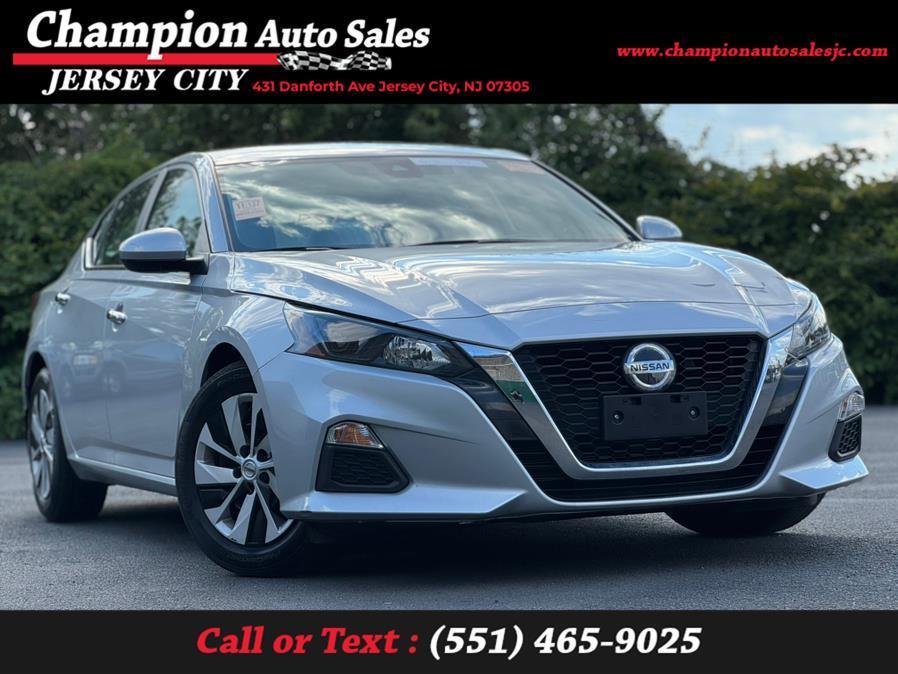 used 2022 Nissan Altima car, priced at $15,995