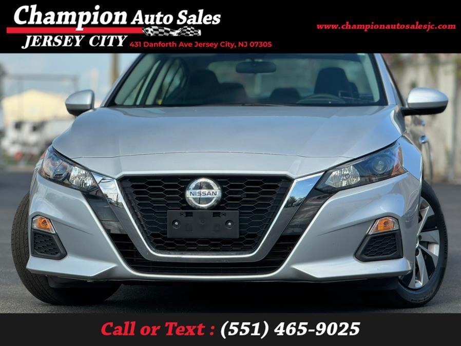 used 2022 Nissan Altima car, priced at $15,995