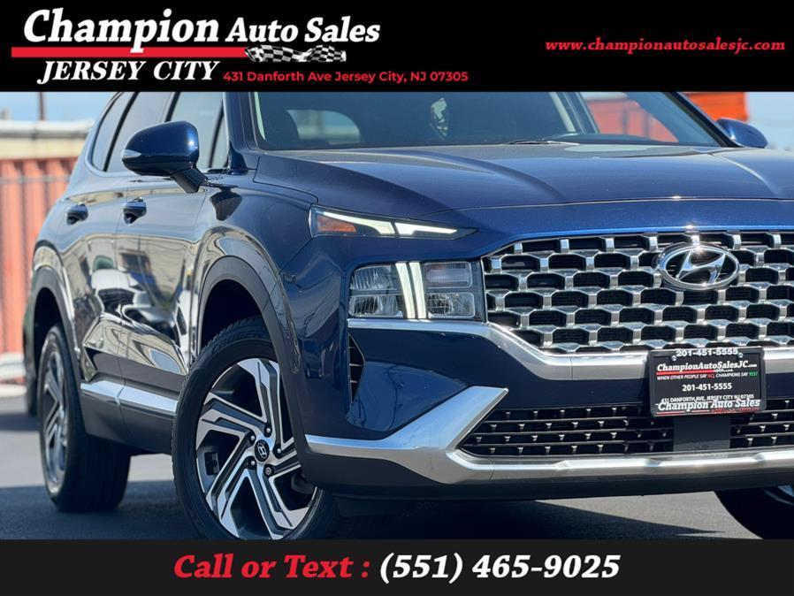 used 2021 Hyundai Santa Fe car, priced at $17,495