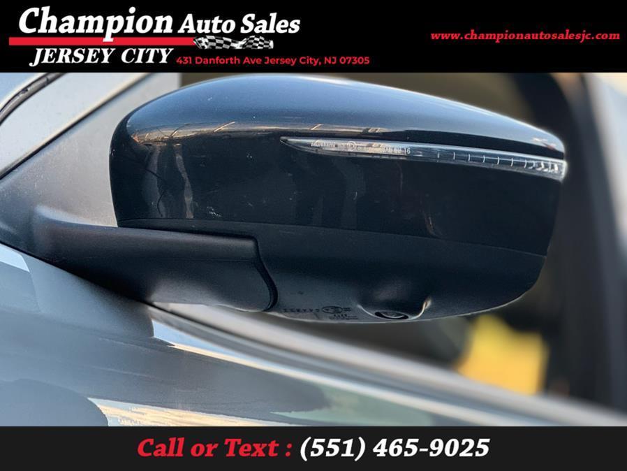 used 2023 Nissan Kicks car